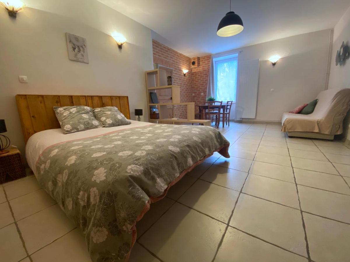 Apartment Le Cocon De Curson Le Cocon Chanos-Curson